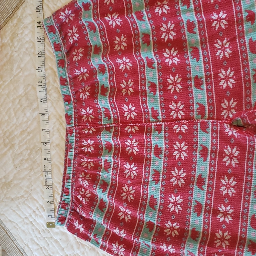Like new wintery pj bottom.